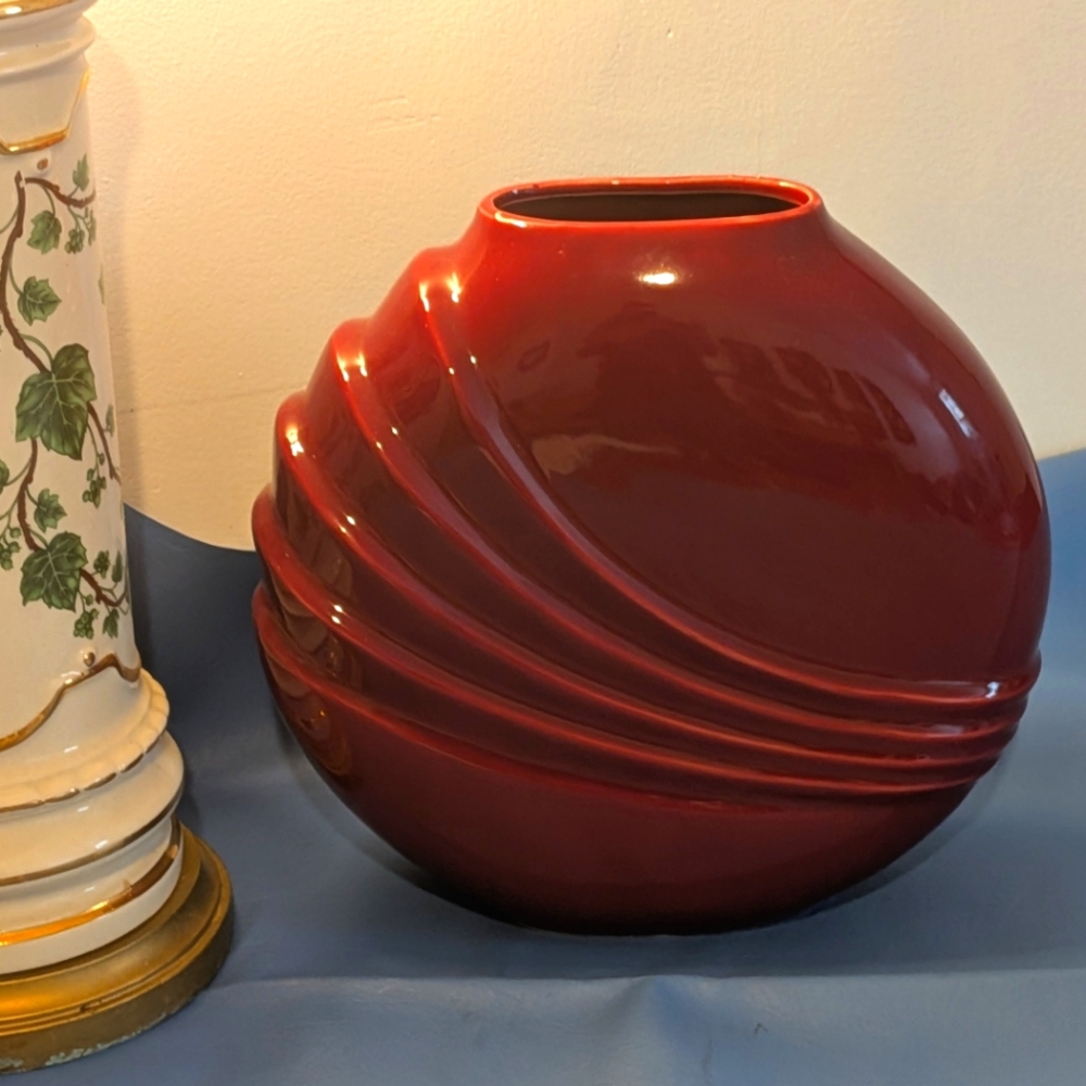 Vtg Art Deco Ceramic Vase